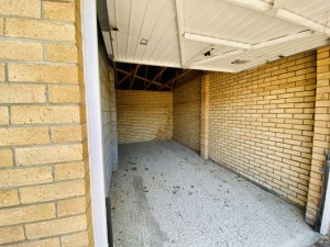 A Single Garage with private parking space in Hampton